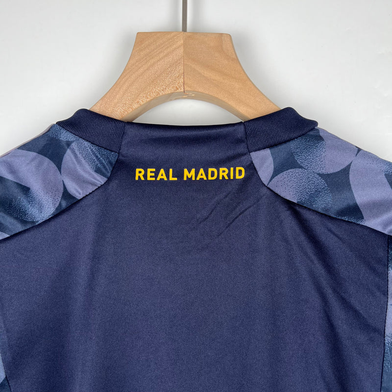 Kit Infantil Real Madrid 23/24 // Third