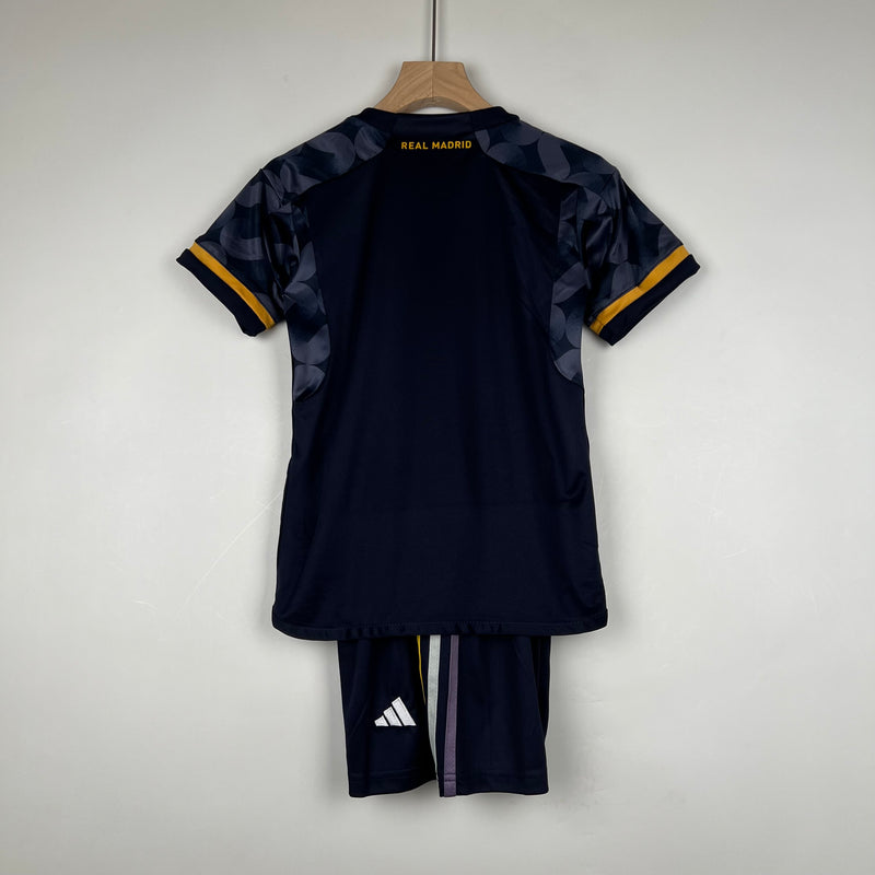 Kit Infantil Real Madrid 23/24 // Third